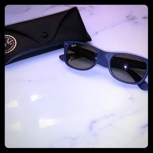 Wayfarer Ray-bans in matte blue with gradient